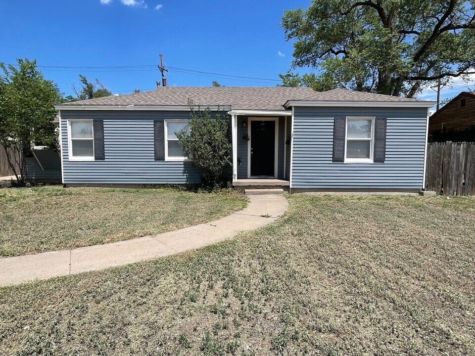 1905 S Fannin St in Amarillo, TX - Building Photo