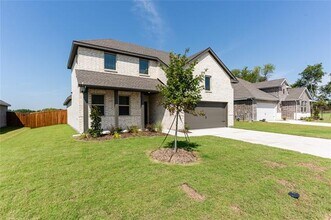 2212 Cedar Bluff Ln in Van Alstyne, TX - Building Photo - Building Photo