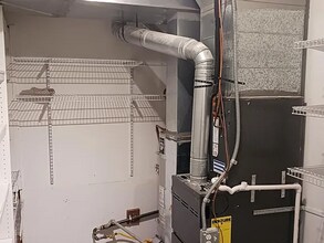 14820 6th Ave NE in Shoreline, WA - Building Photo - Building Photo