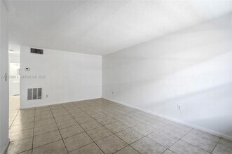 1747 Rodman St in Hollywood, FL - Building Photo - Building Photo