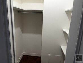 EAST 46 STREET in New York, NY - Foto de edificio - Building Photo