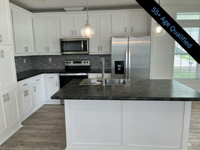 property at 568 Plaza Del Sol