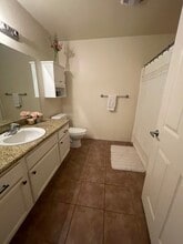 225 W El Norte Pkwy in Escondido, CA - Building Photo - Building Photo