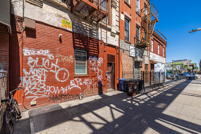 1167 Myrtle Ave in Brooklyn, NY - Building Photo - Building Photo