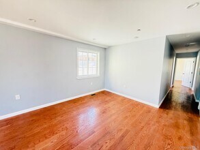 139-20 Lakewood Ave in Queens, NY - Foto de edificio - Building Photo