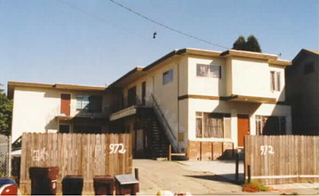 972 56th St in Oakland, CA - Building Photo - Building Photo