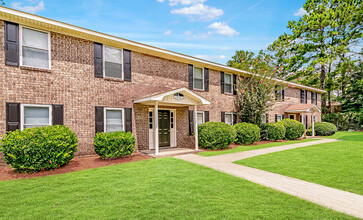 The Villas at Summer Creek in Goose Creek, SC - Building Photo - Building Photo