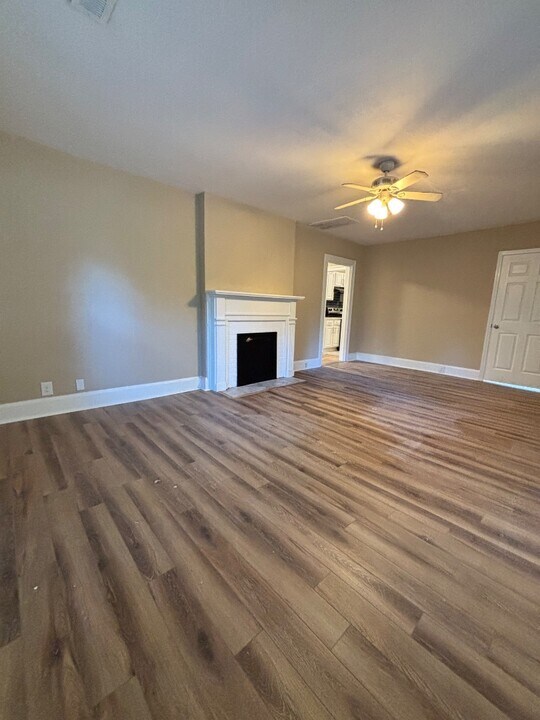 1402 McAdoo St in Kinston, NC - Building Photo
