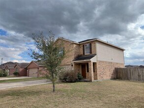 8902 Stagewood Dr in Humble, TX - Building Photo - Building Photo