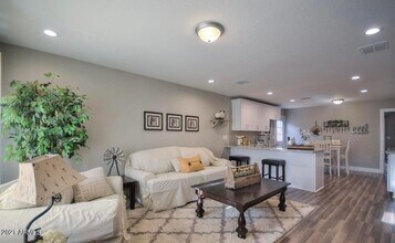 5632 S 12th Ln in Phoenix, AZ - Building Photo - Building Photo