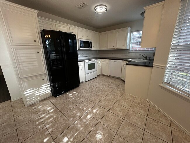 8108 Sherman Ave in Lubbock, TX - Building Photo - Building Photo