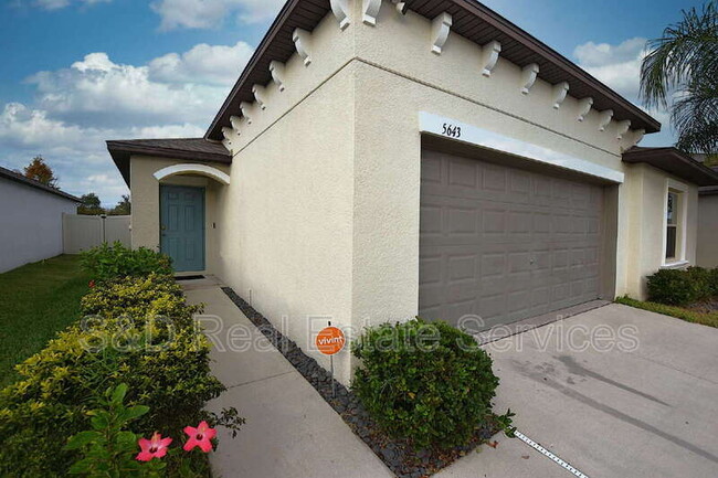 5643 Keaton Springs Dr in Lakeland, FL - Building Photo - Building Photo