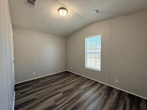 11409 Betsy Way in Tampa, FL - Building Photo - Building Photo