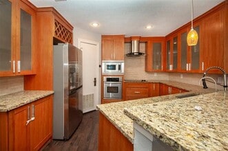 1323 St Joseph St in Dallas, TX - Building Photo - Building Photo