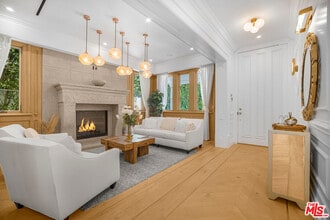 843 N Spaulding Ave in Los Angeles, CA - Building Photo - Building Photo