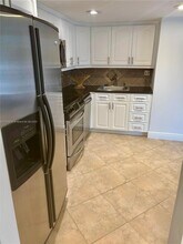 2025 Brickell Ave in Miami, FL - Building Photo - Building Photo