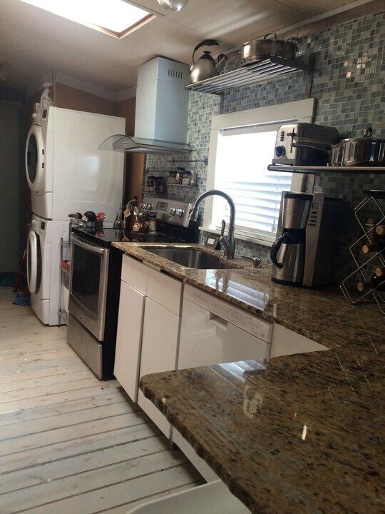 3000 Clarcona Road in Apopka, FL - Building Photo