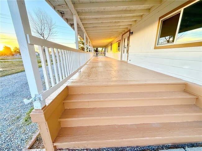 property at 1480 W Irons St