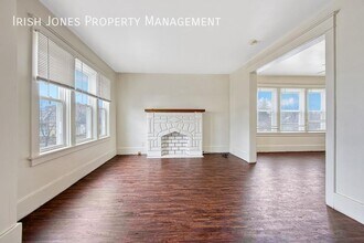 137 Wilkes Ave in Buffalo, NY - Building Photo - Building Photo