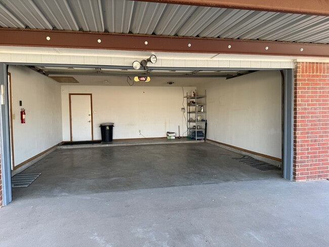 15 N Broken Bow Cir in Odessa, TX - Building Photo - Building Photo