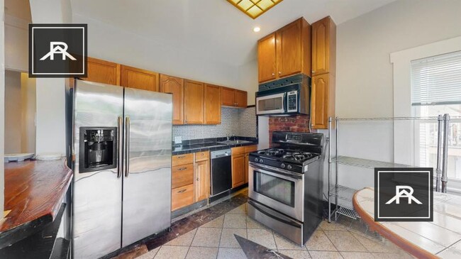 property at 6 Mark St