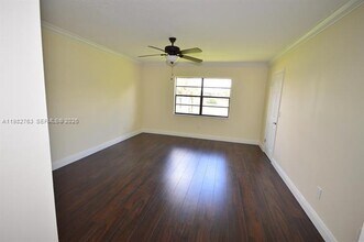 7944 Eastlake Dr in Boca Raton, FL - Building Photo - Building Photo