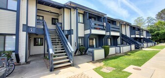 35 Stenner St in San Luis Obispo, CA - Building Photo