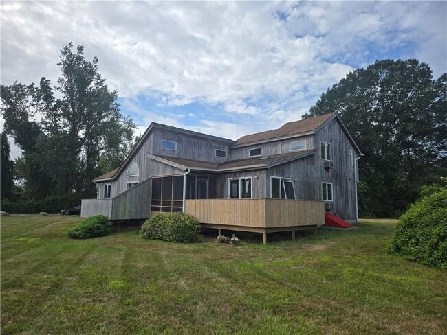 property at 90 Foster Dr