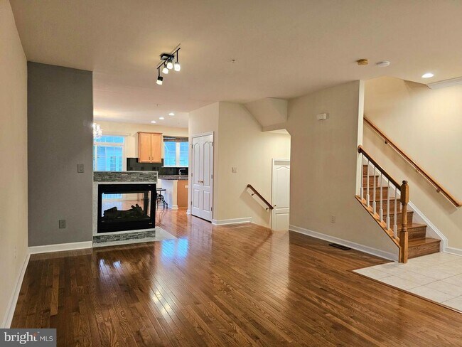 13019 St Clair Rd in Clarksburg, MD - Building Photo - Building Photo