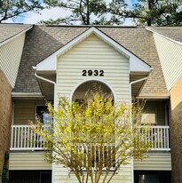 2932 Mulberry Ln in Greenville, NC - Building Photo