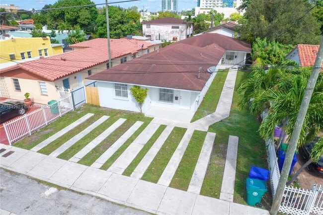 property at 1765 NW 4th St