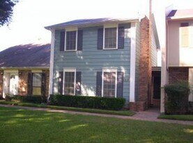 10018 Artesia Dr in Shreveport, LA - Building Photo