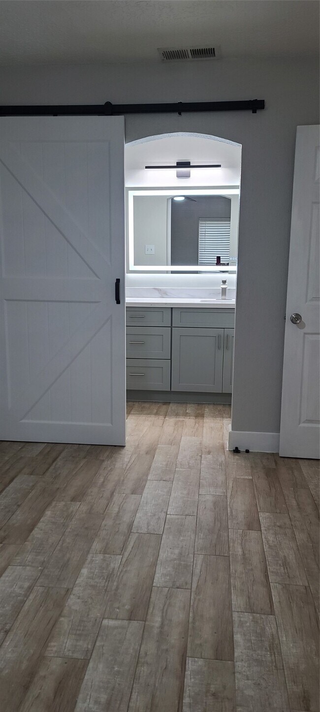 property at 6923 Kearney Dr