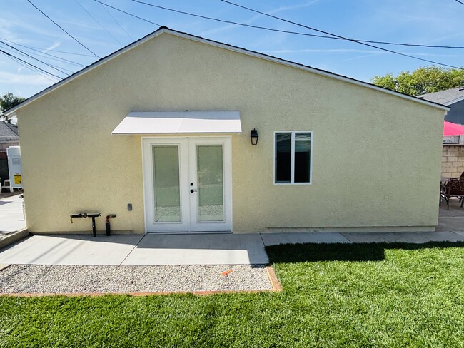 2140 N Manning St, Unit 2142 N Manning ADU