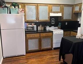 property at 100 E Collin St