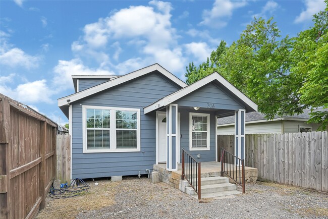 property at 306 E 38th St