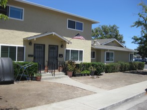 100 Kiely Blvd in Santa Clara, CA - Building Photo - Building Photo