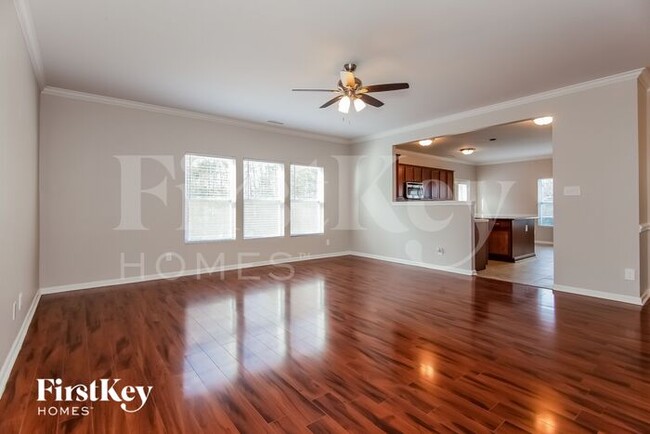 14008 Lawrence Farm Ln in Charlotte, NC - Building Photo - Building Photo