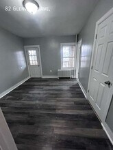 82 Glenwood Ave in Yonkers, NY - Building Photo - Building Photo