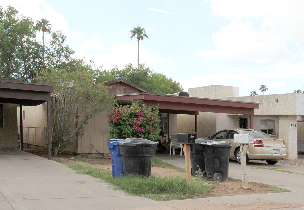 547-551 E Royal Palms in Mesa, AZ - Building Photo