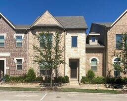 4128 Riverside Dr in Flower Mound, TX - Building Photo