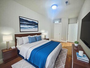 5611 7th St NW in Washington, DC - Building Photo - Interior Photo