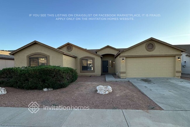 property at 3049 W Country Club Terrace