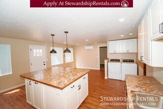 1010 E 18th Ave in Eugene, OR - Building Photo - Building Photo