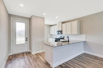 1816 Jeanine Dr in Anna, TX - Building Photo - Building Photo