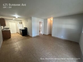 425 Burbank Ave in Lakeland, FL - Building Photo - Building Photo