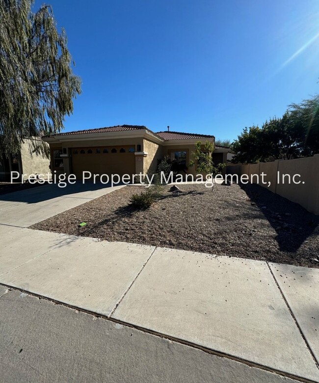 200 E Placita Nubes Blancas in Sahuarita, AZ - Foto de edificio - Building Photo