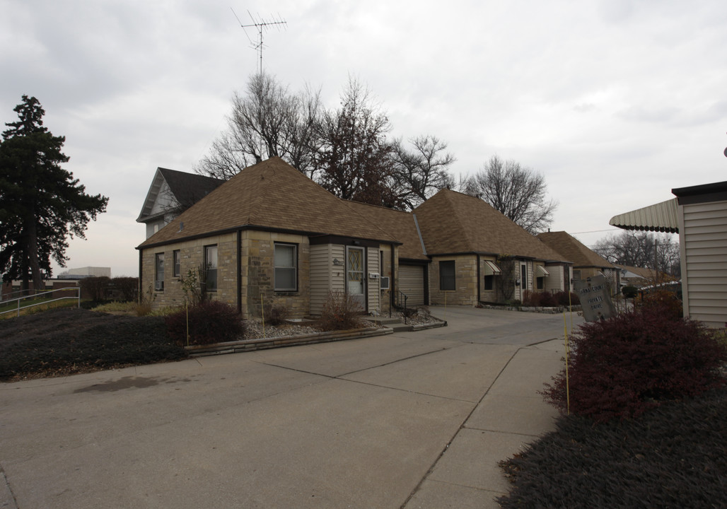 3016 O St in Lincoln, NE - Building Photo