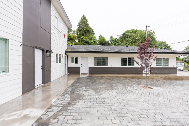 10009 Des Moines Memorial Dr S-Unit -6 in Tukwila, WA - Building Photo - Building Photo