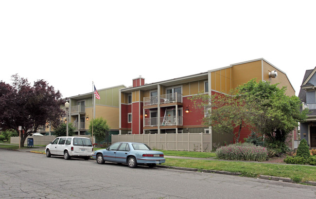 K Street Apartments in Tacoma, WA - Building Photo - Building Photo